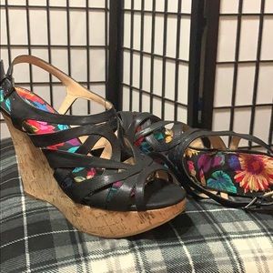 XAppeal wedge sandals